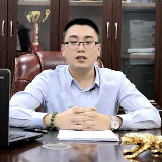 總經理(lǐ):楊亮(liàng)